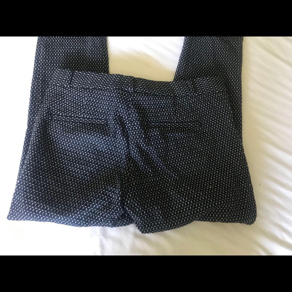 Navy and white banana republic Sloan pants